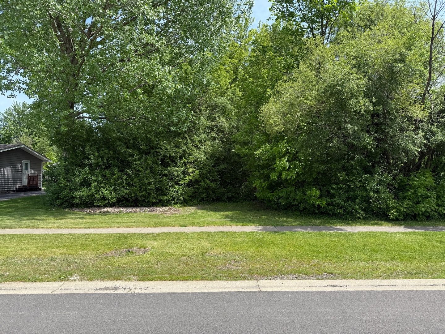 0 Greenview Avenue — Park City, IL 60085