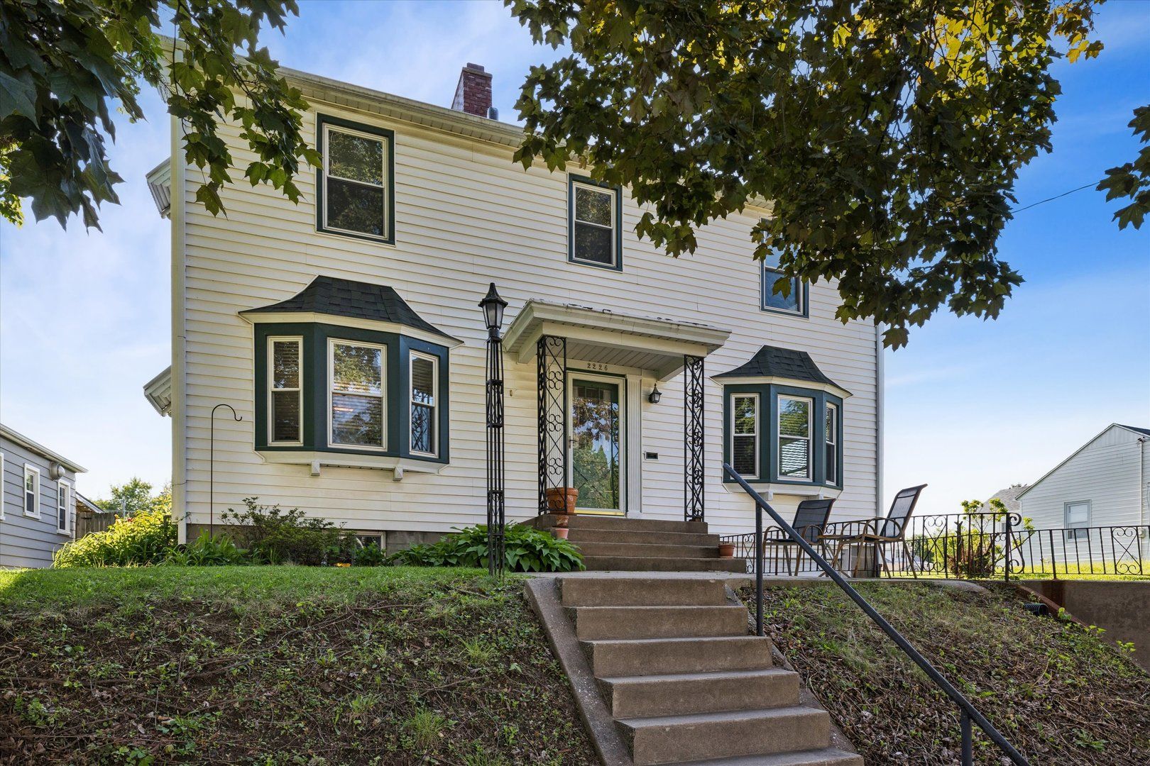 2226 24 1/2 Street — Rock Island, IL 61201