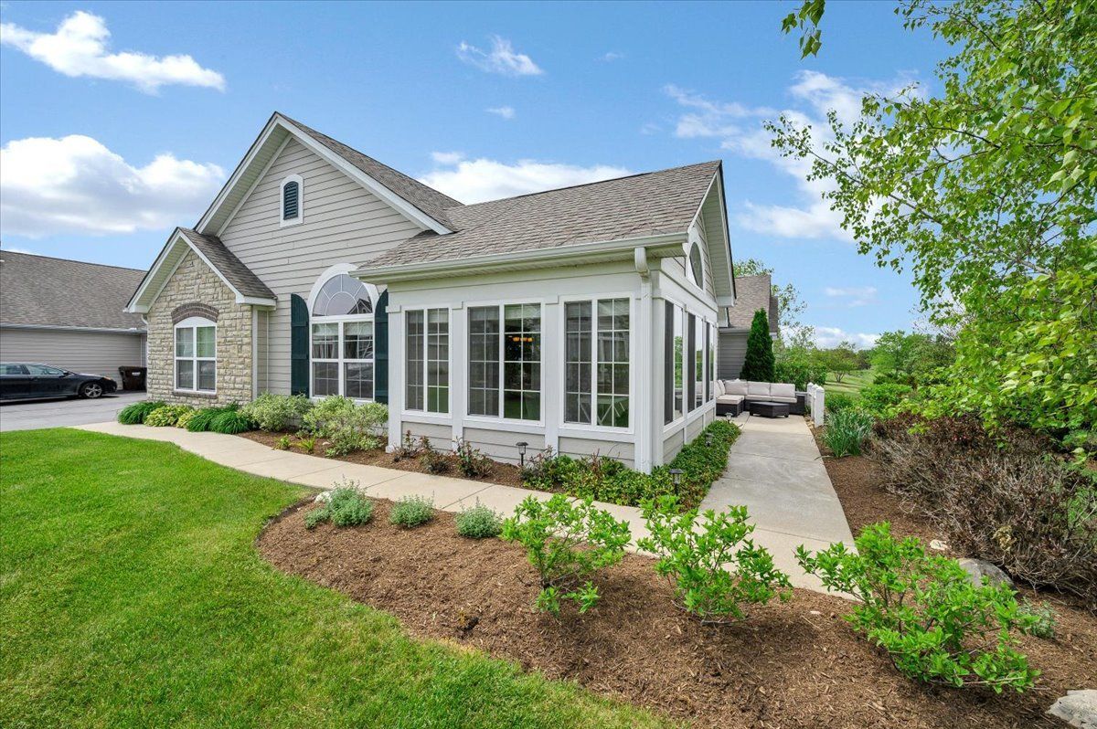 617 Schumann Street #617 — Woodstock, IL 60098