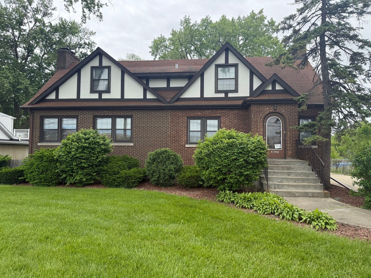 10721 W Grand Avenue — Melrose Park, IL 60164