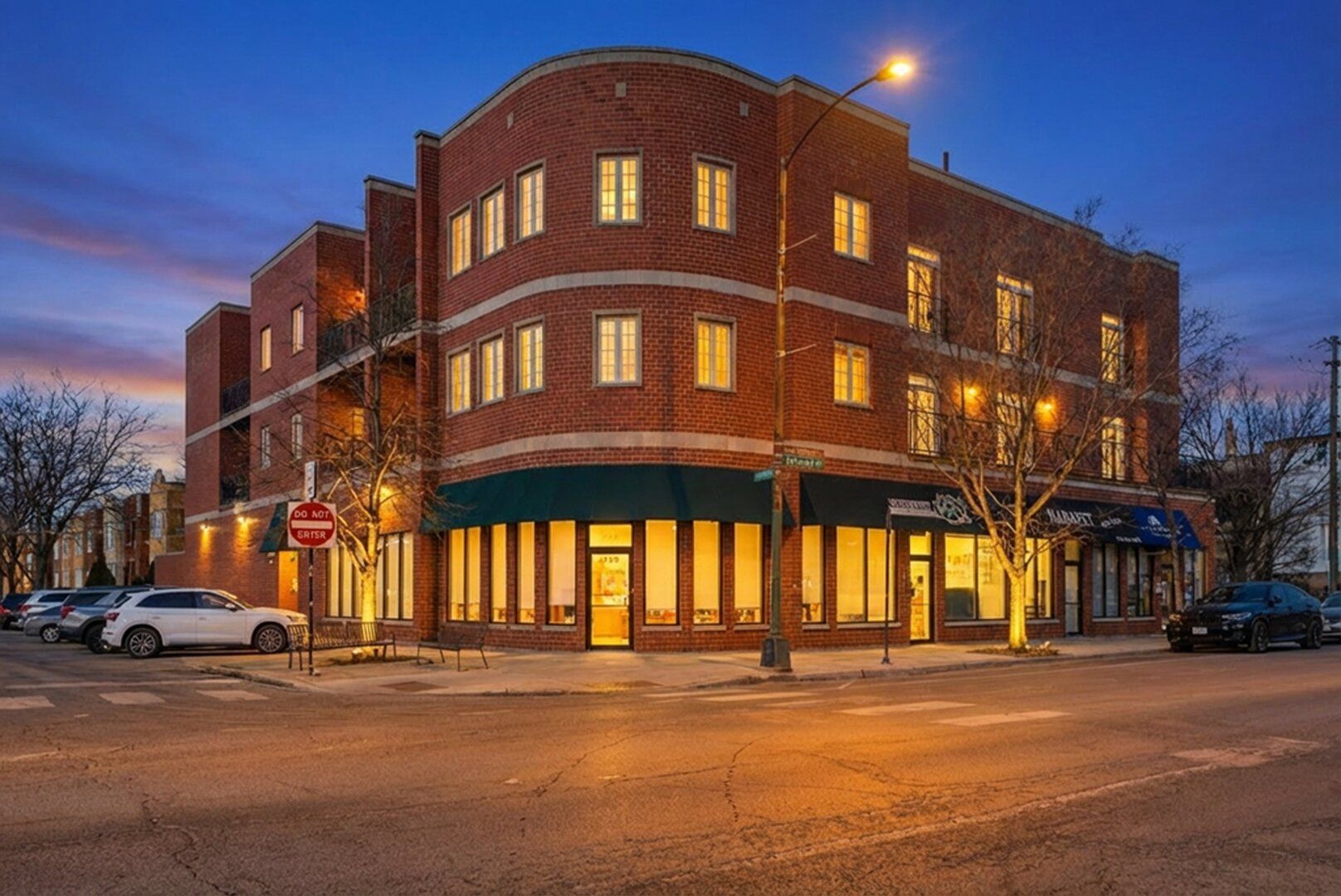 3234 N Central Avenue #304 — Chicago, IL 60634