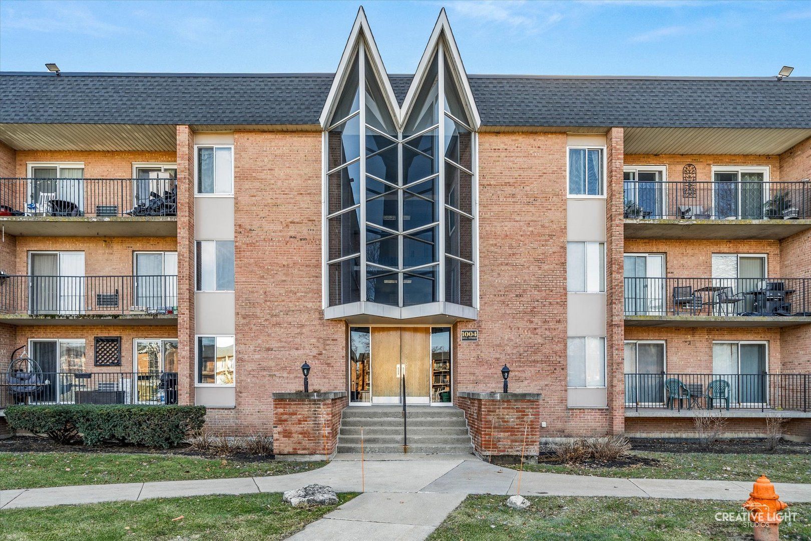 1004 N Mill Street #312 — Naperville, IL 60563