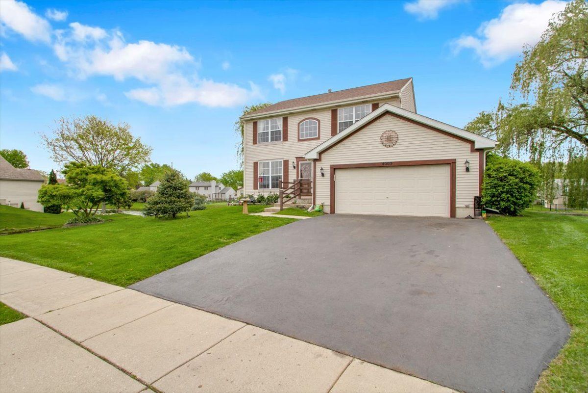 4003 Boone Creek Circle — McHenry, IL 60050