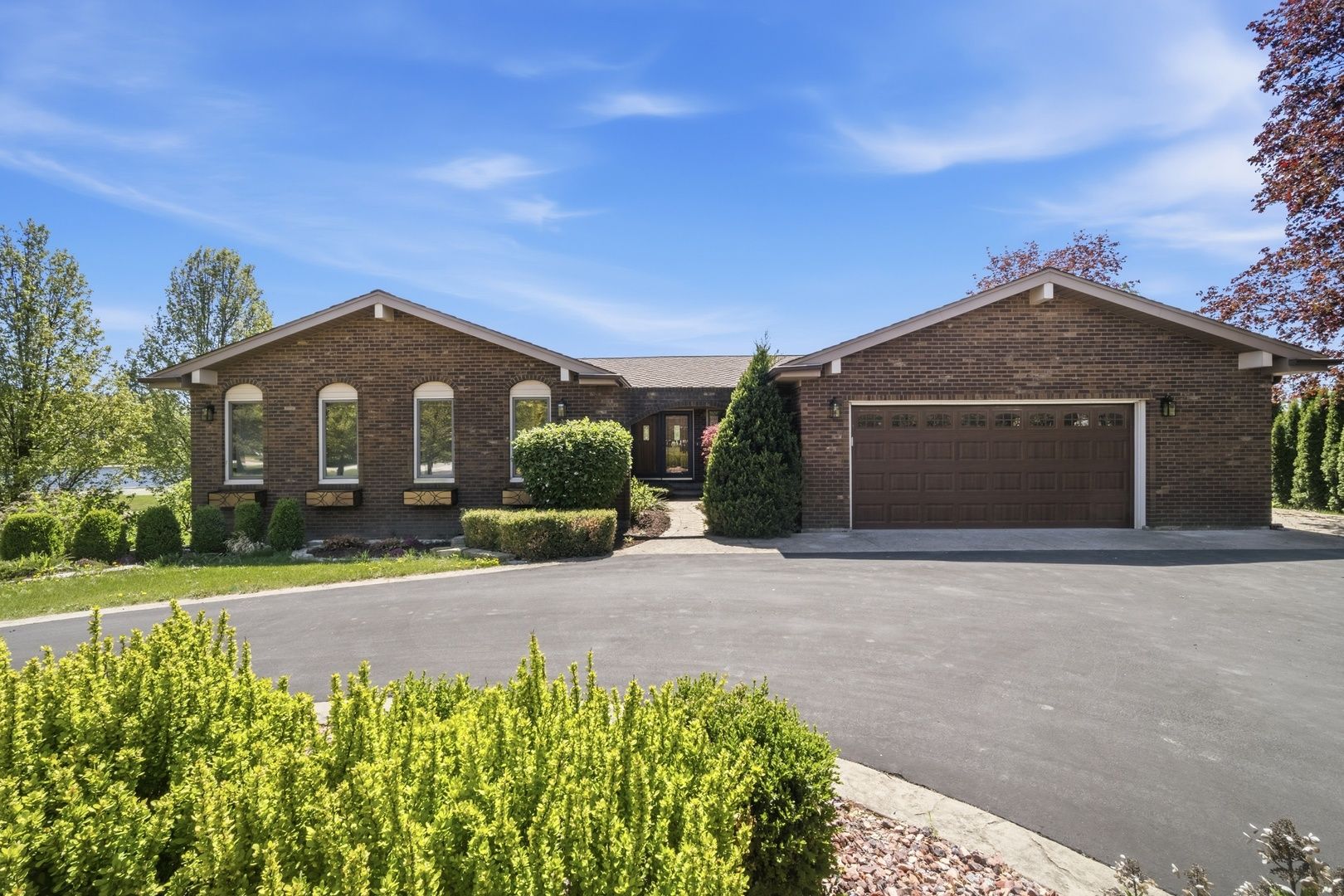 28 Windemere Lane — South Barrington, IL 60010