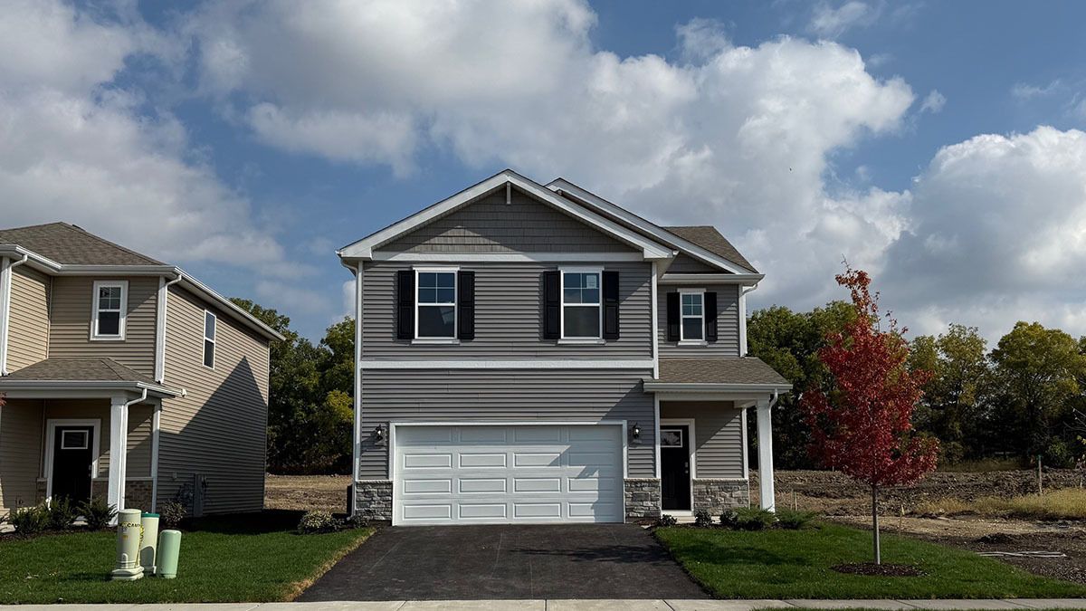 2401 Semillon Street — Oswego, IL 60543