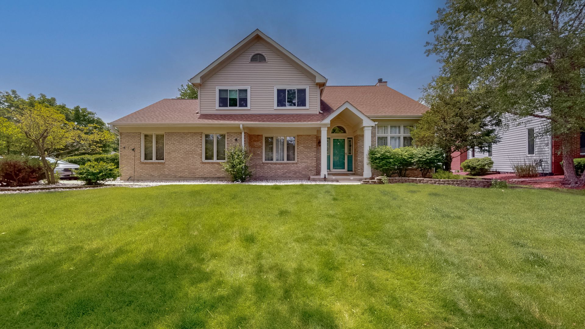 3527 Hobbes Drive — Naperville, IL 60564