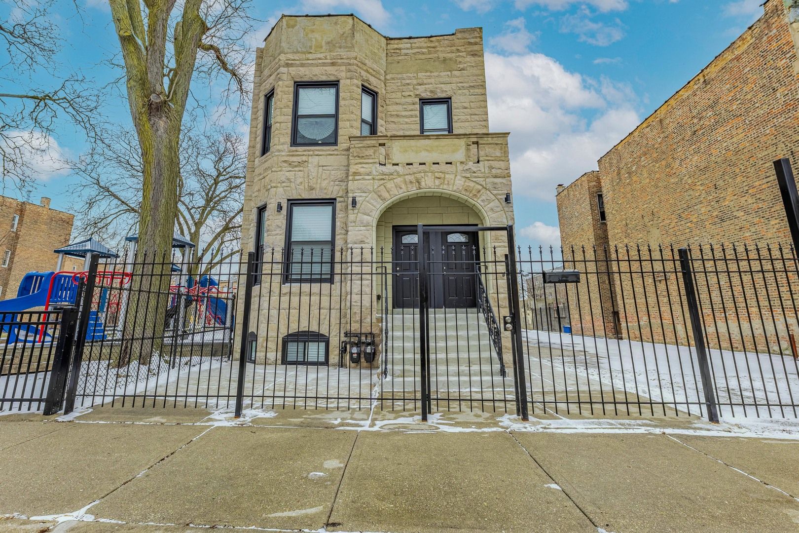 1539 S Christiana Avenue — Chicago, IL 60623
