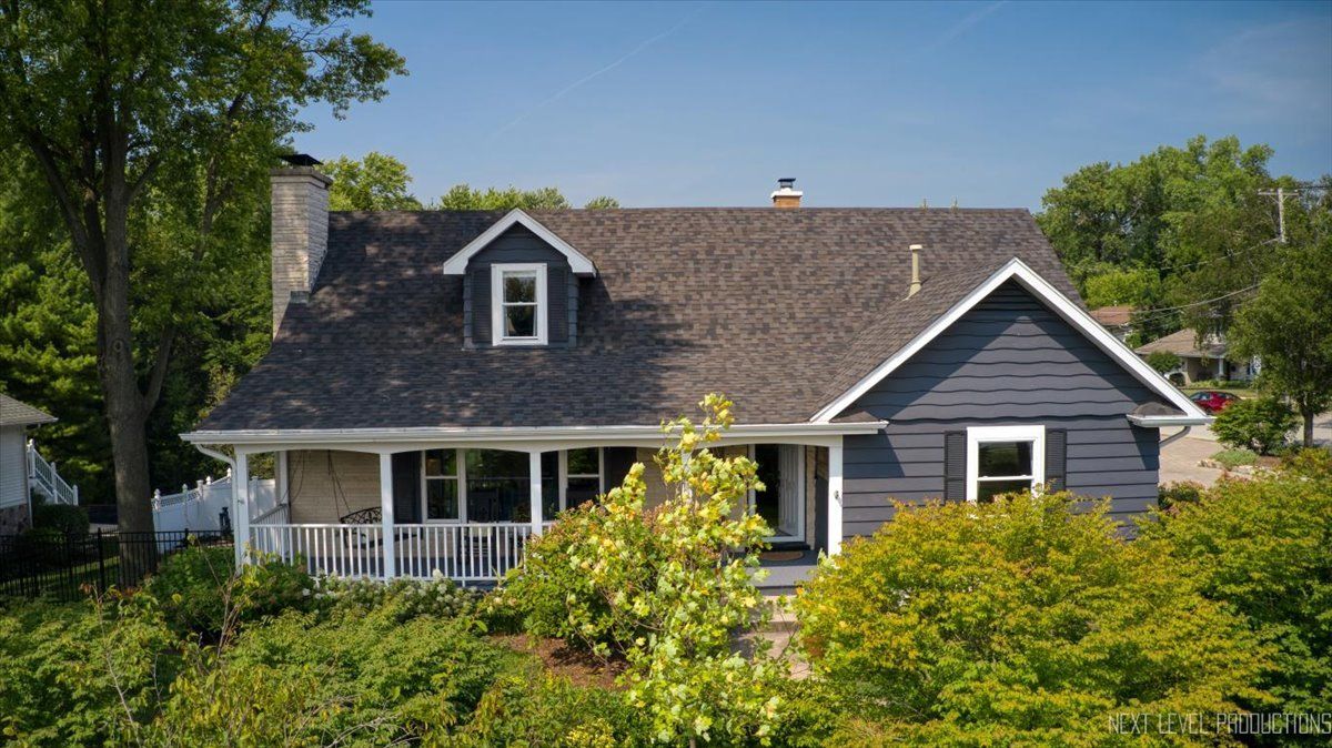 706 S Batavia Avenue — Geneva, IL 60134