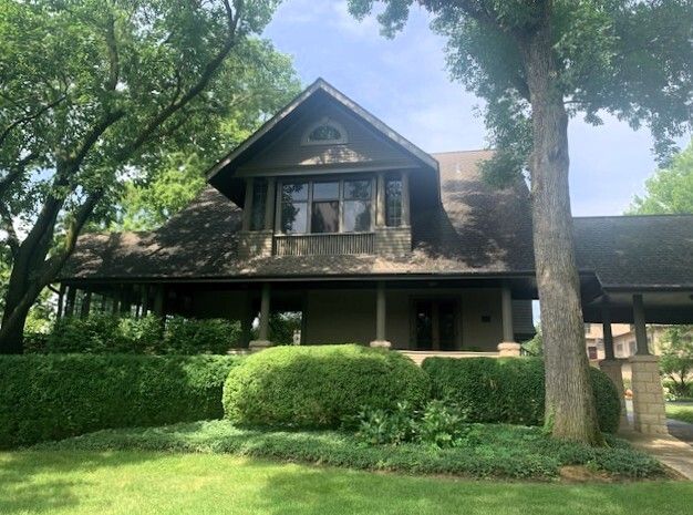 1516 S Batavia Avenue — Geneva, IL 60134