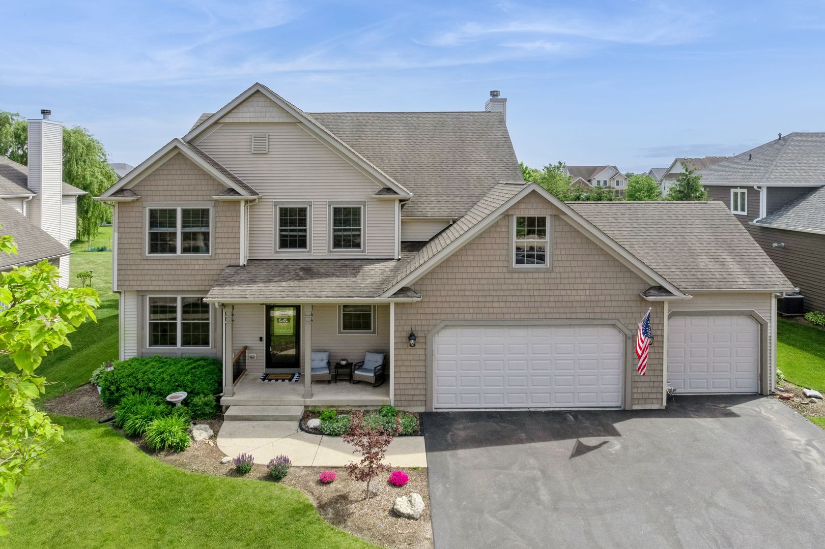 5235 GREENSHIRE Circle — Lake In The Hills, IL 60156