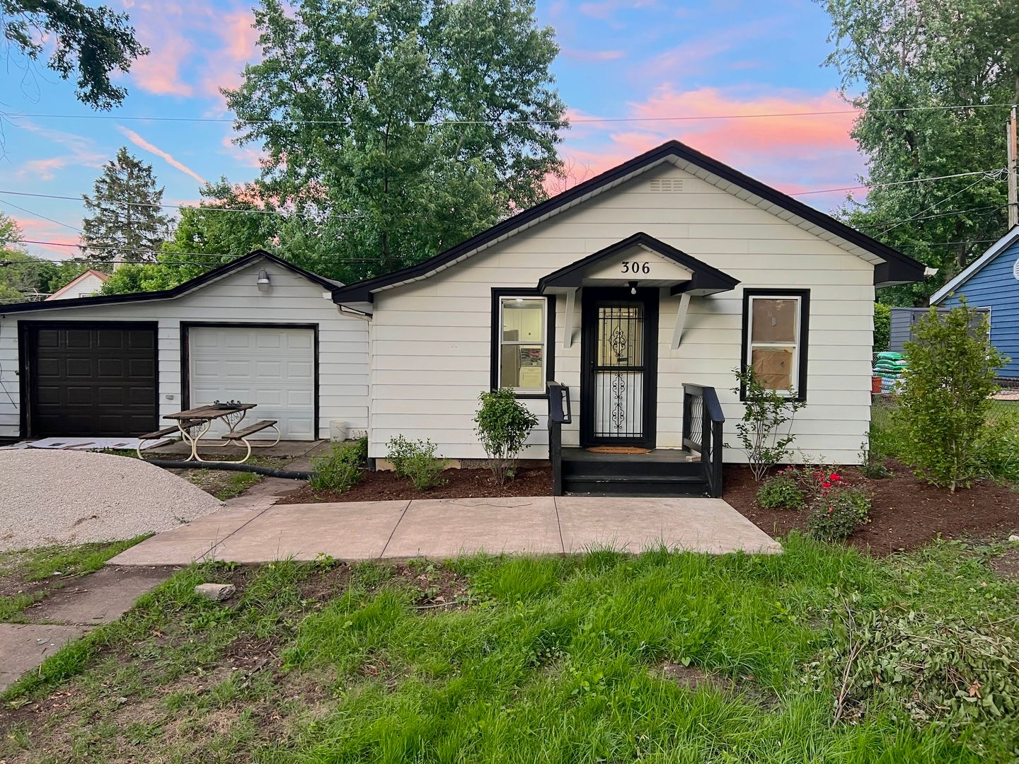 306 Anderson Avenue — Joliet, IL 60433