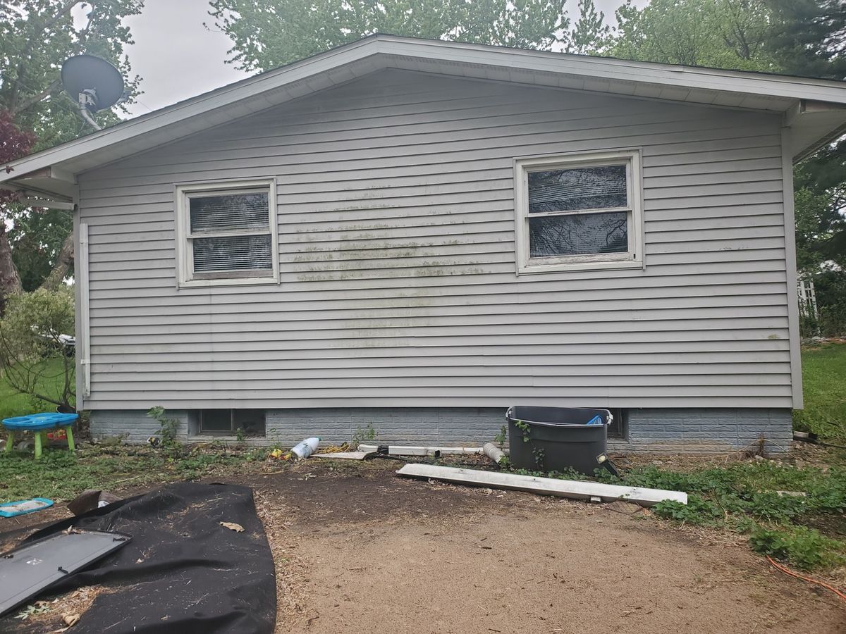 138 W 5th Avenue, Woodhull, IL 61490