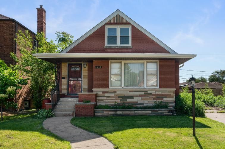 8445 S Wolcott Avenue — Chicago, IL 60620