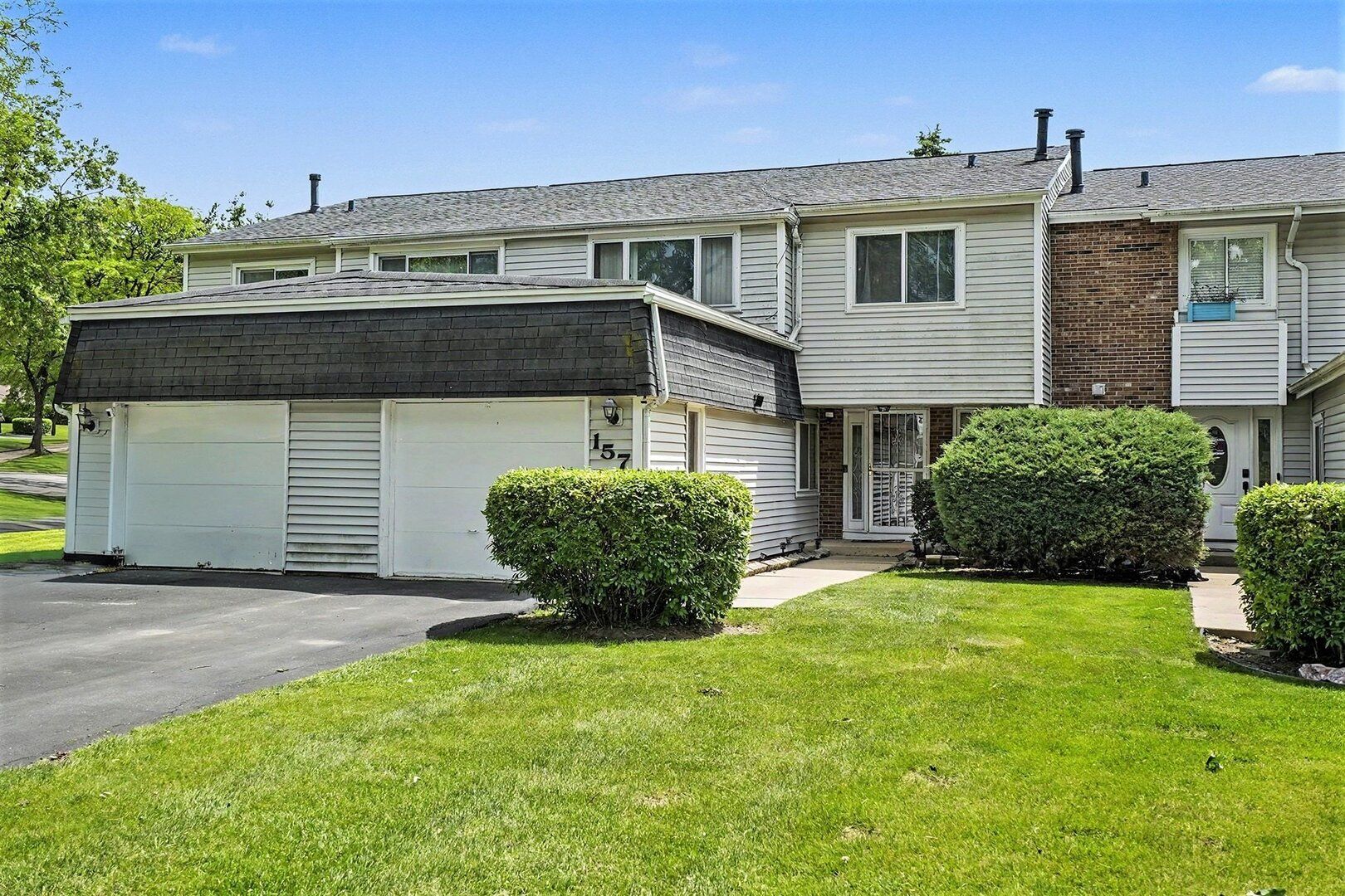 157 Thomas Road #157 — Bolingbrook, IL 60440