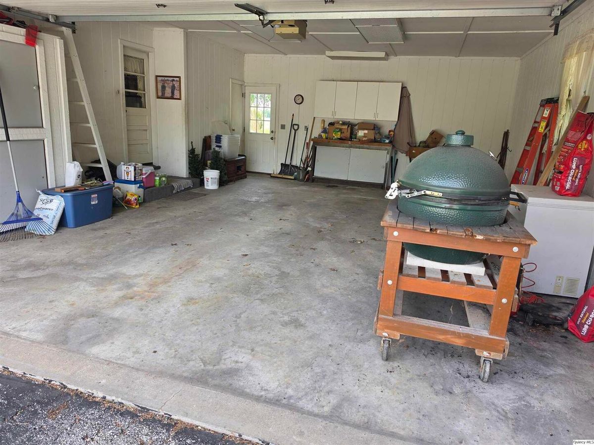 103 E Spring St., Camp Point, IL 62320