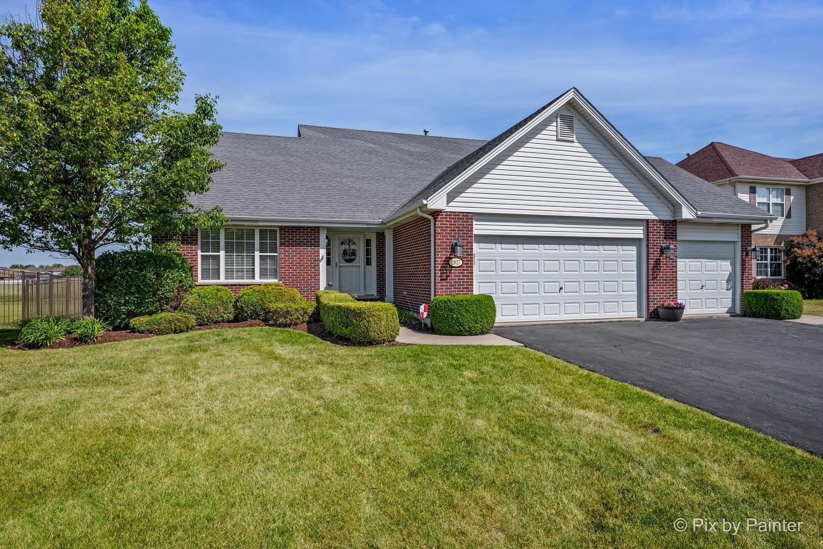 2827 Brett Drive — New Lenox, IL 60451