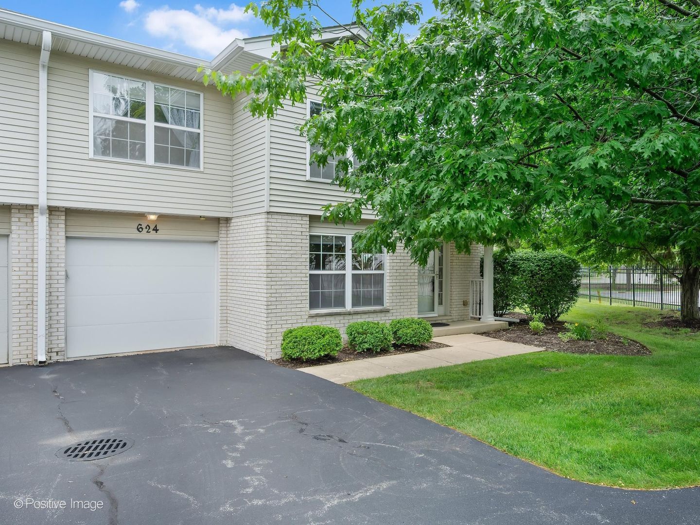 624 Beaver Court #624 — Naperville, IL 60563