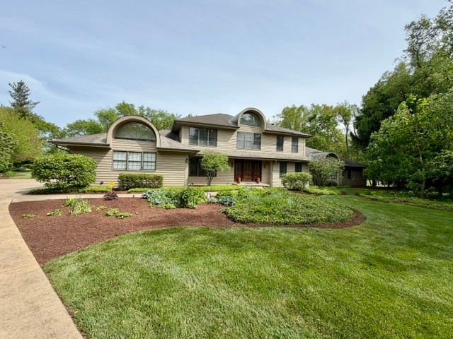 11N071 Johnstown Road — Elgin, IL 60124