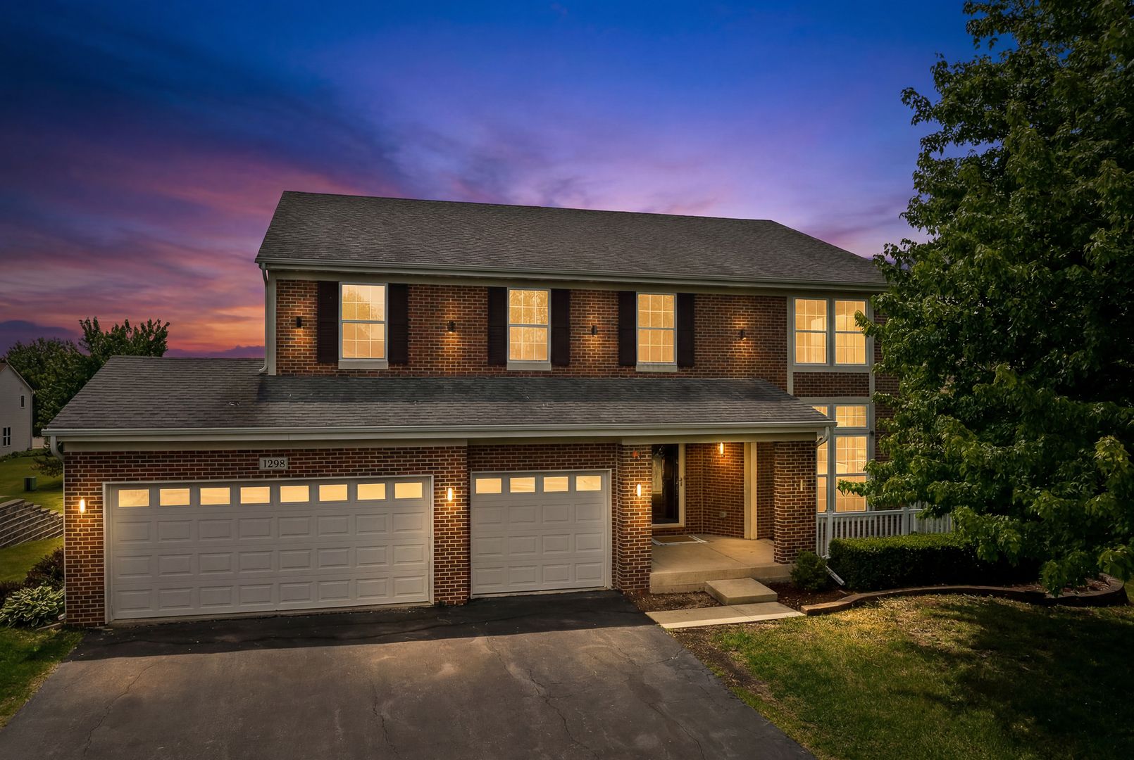 1285 Mallard Lane — Hoffman Estates, IL 60192