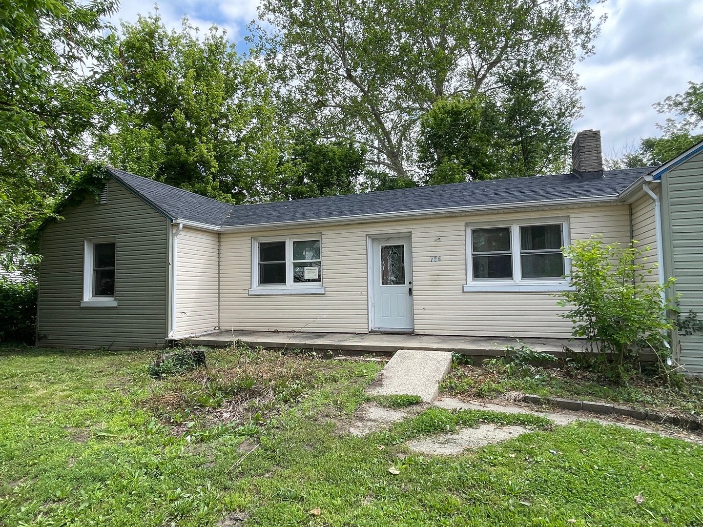 754 S Oakland Avenue — Decatur, IL 62522