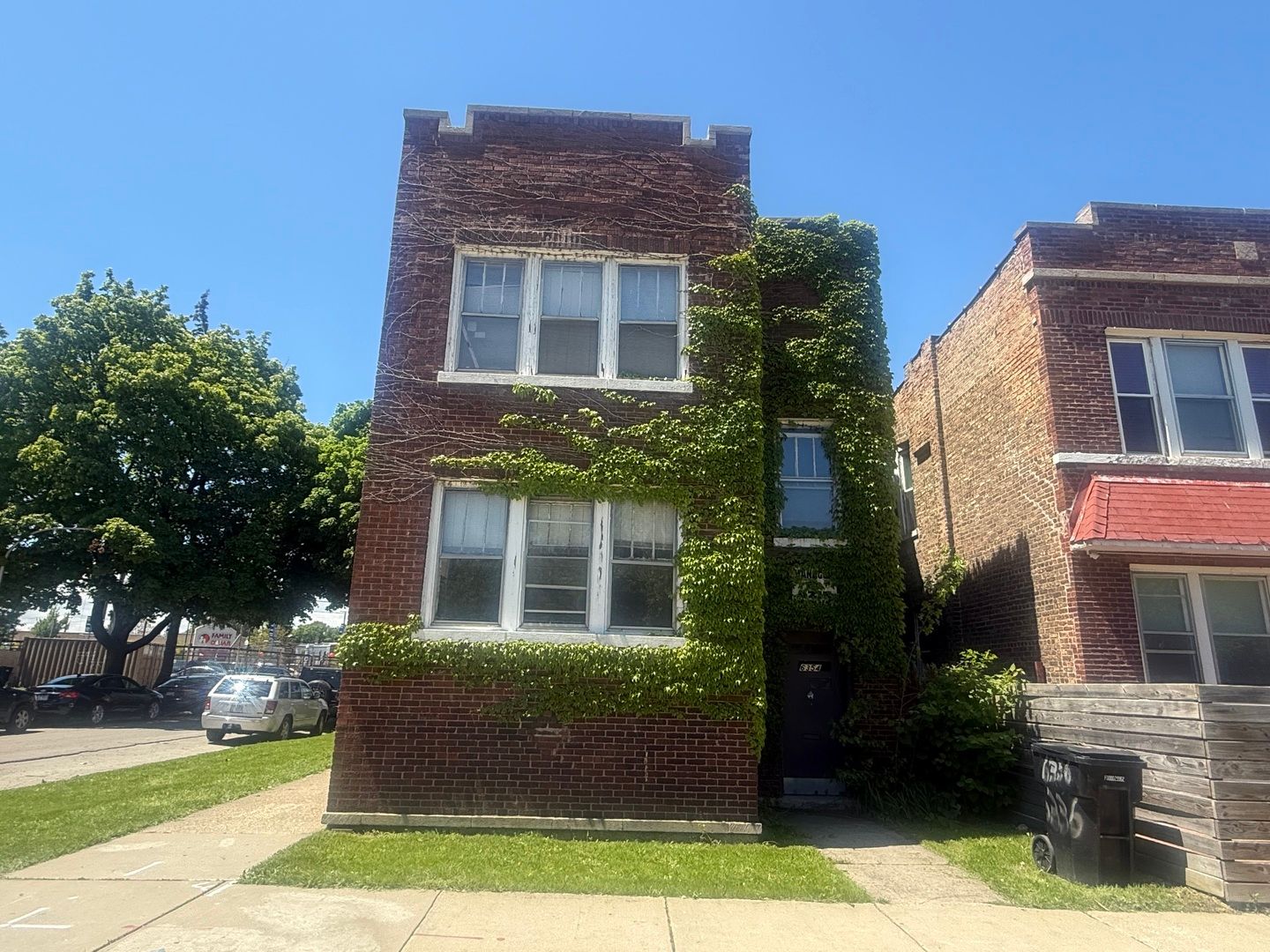6354 S Claremont Avenue — Chicago, IL 60636