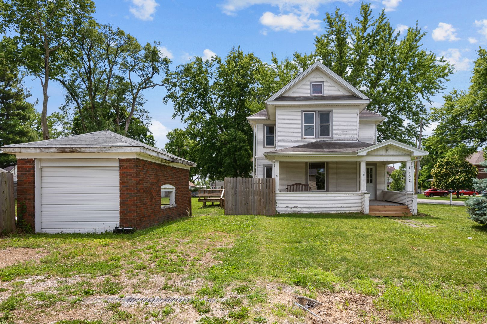 1202 20th Avenue — Viola, IL 61486