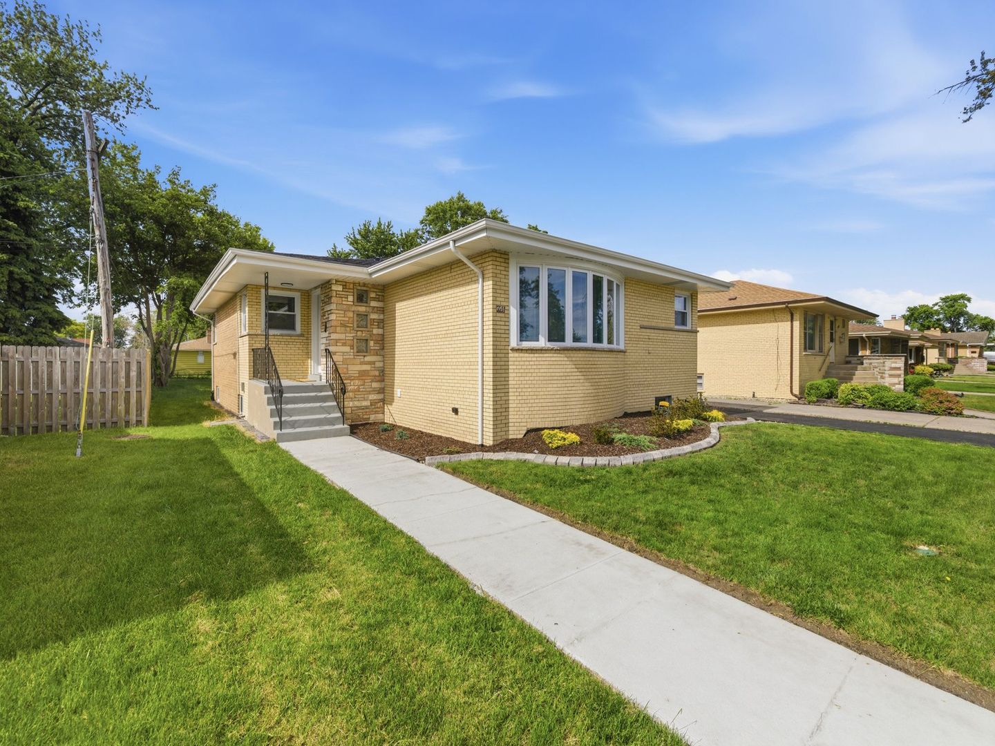 5544 Oakdale Drive — Oak Lawn, IL 60453