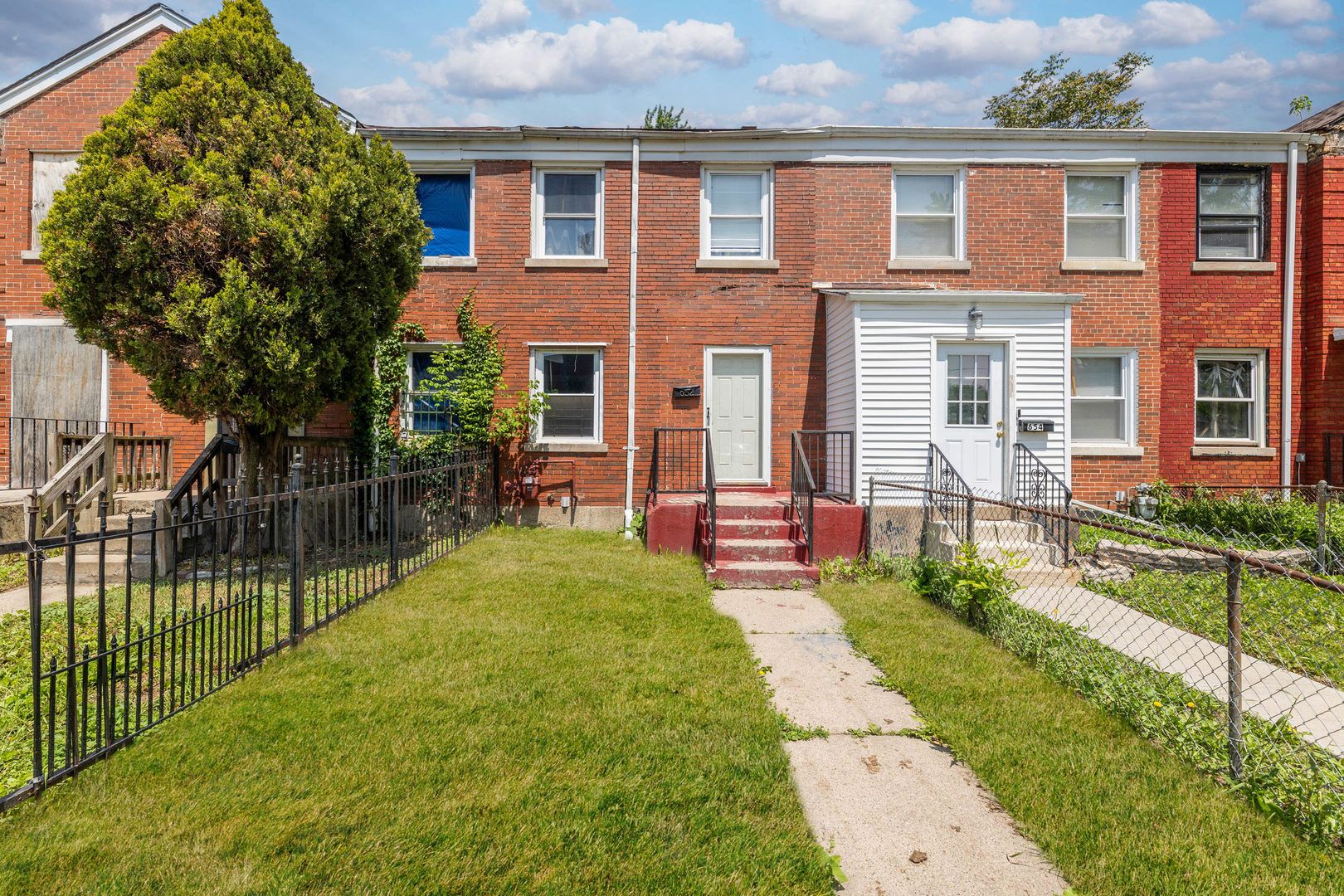 652 E 105th Place — Chicago, IL 60628