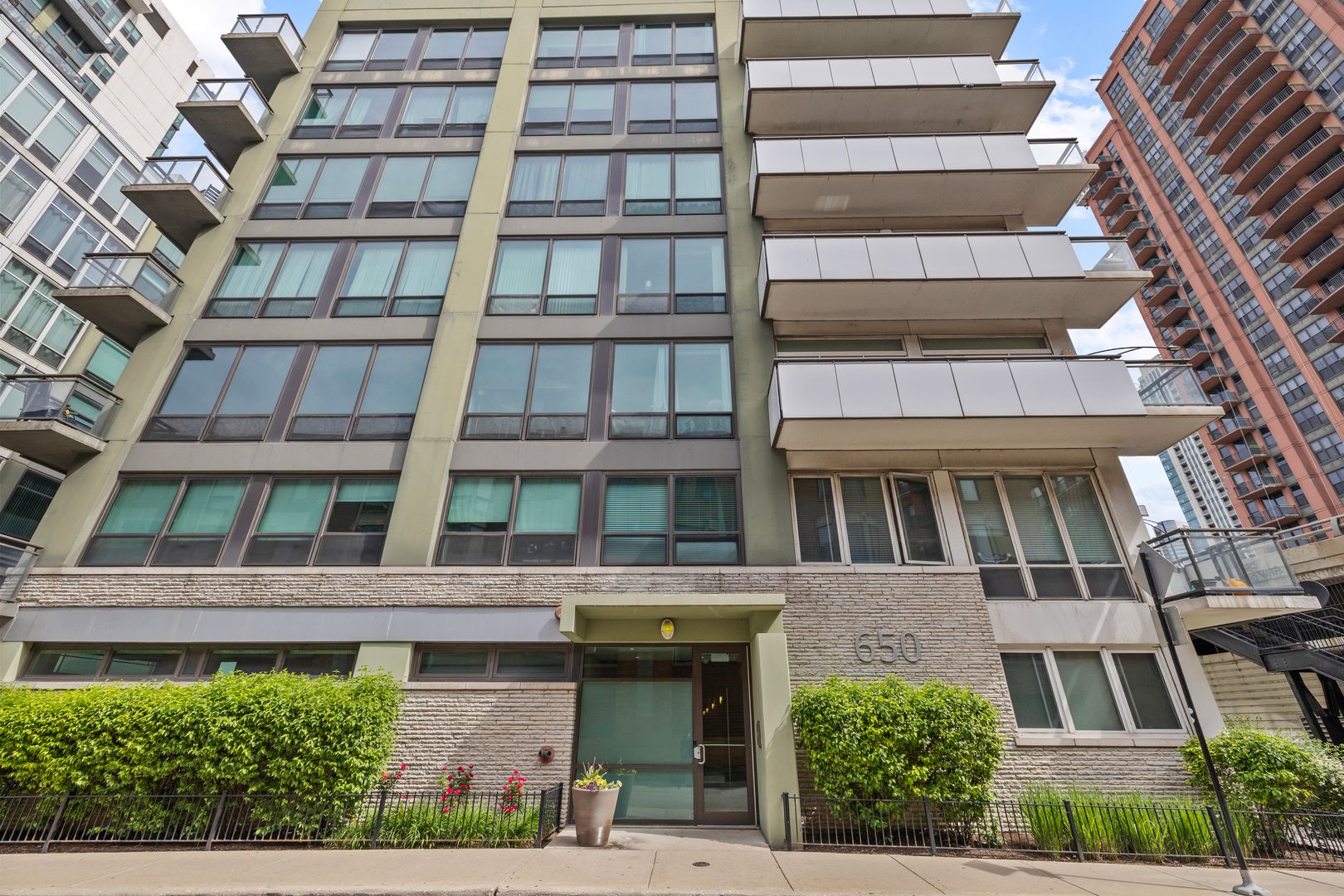 650 W Wayman Street #501C — Chicago, IL 60661