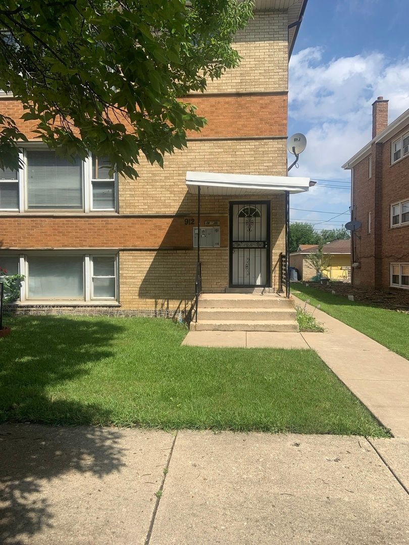 912 W 95th Street — Chicago, IL 60643