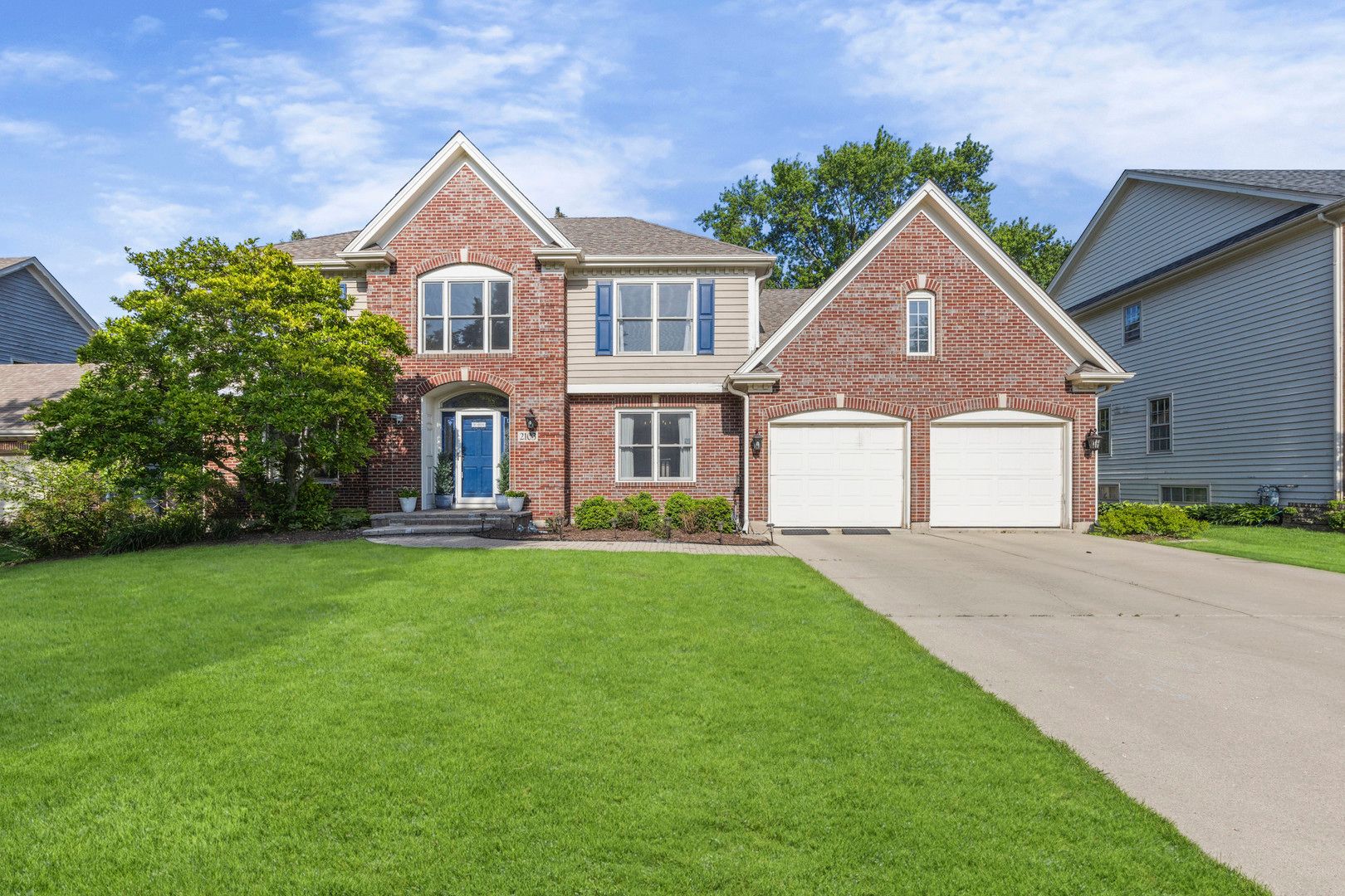 2103 Nachtman Court — Wheaton, IL 60187