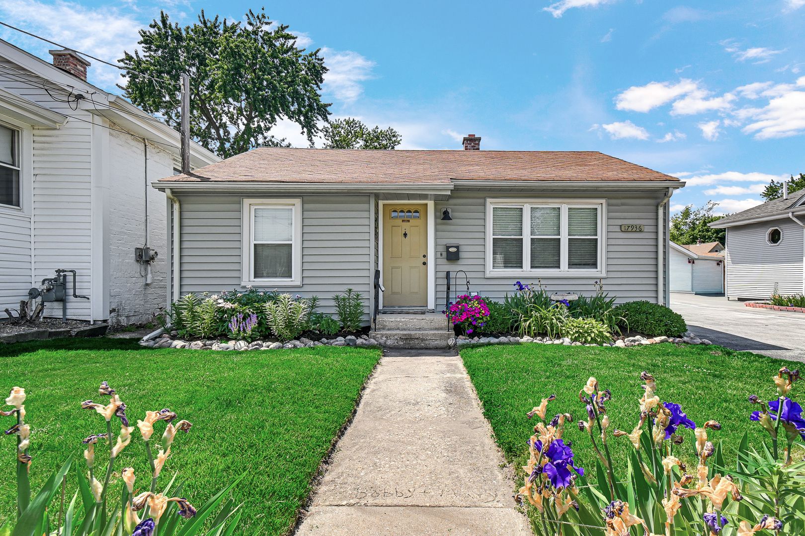 17936 Hickory Street — Lansing, IL 60438
