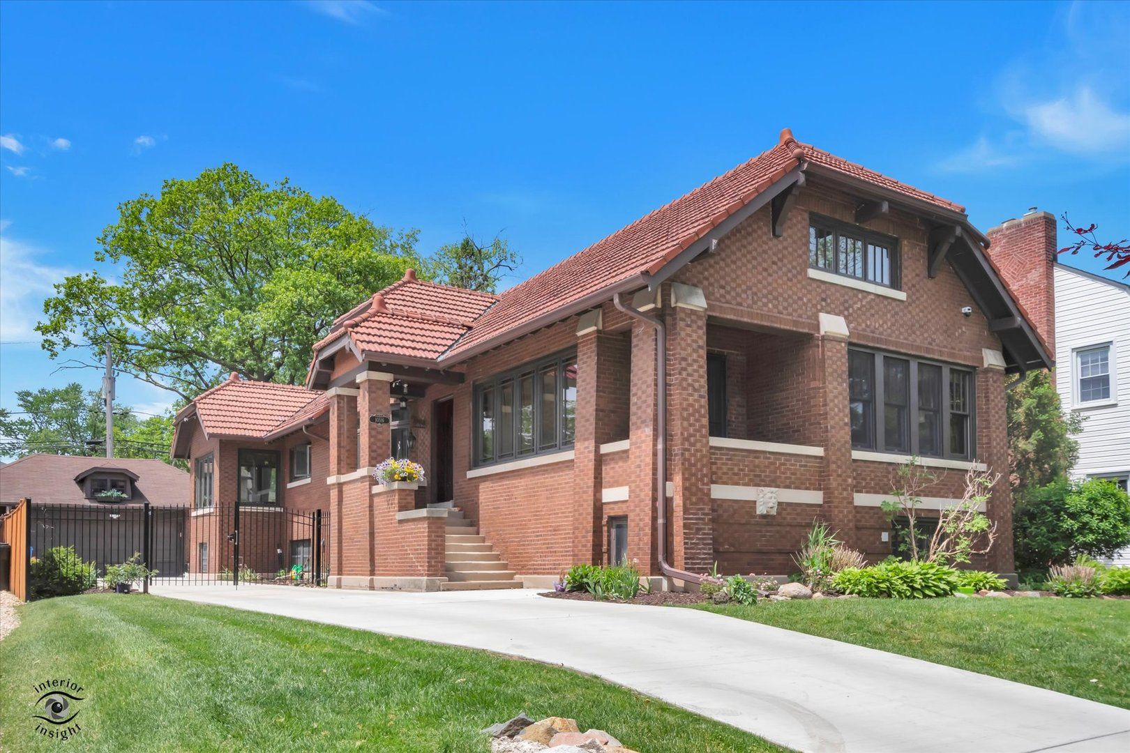 10516 S Seeley Avenue — Chicago, IL 60643