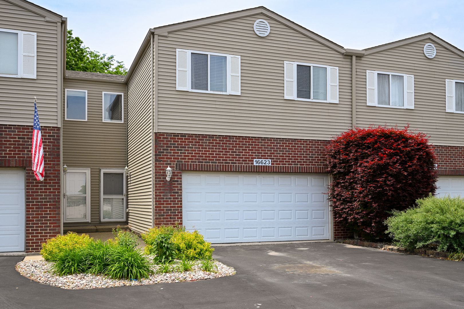 16623 Willow Walk Drive — Lockport, IL 60441
