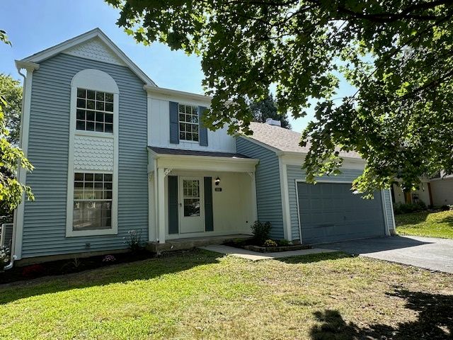 1311 Blue Ridge Parkway — Algonquin, IL 60102