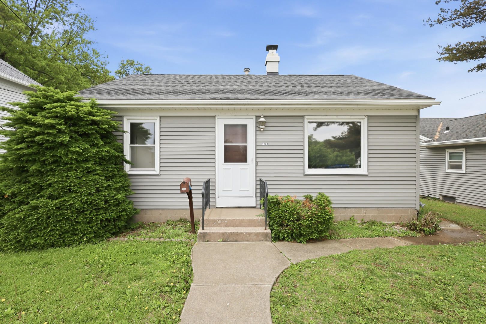 2506 17th Street — Rock Island, IL 61201