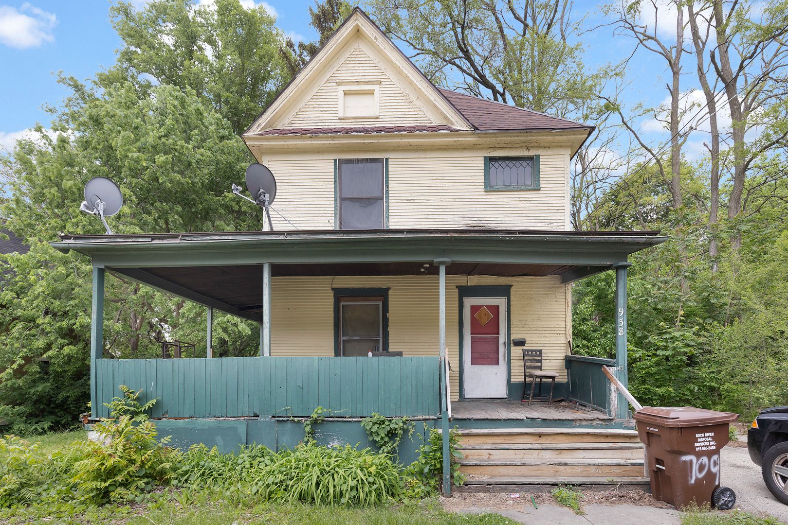 938 Woodlawn Avenue — Rockford, IL 61103