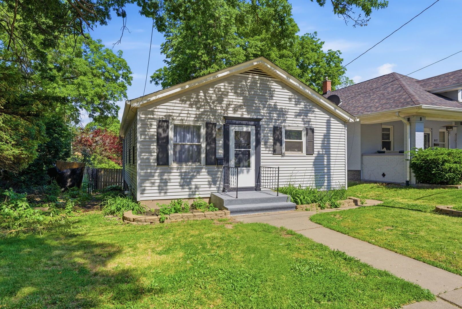 821 N Pine Street — Davenport, IA 52804