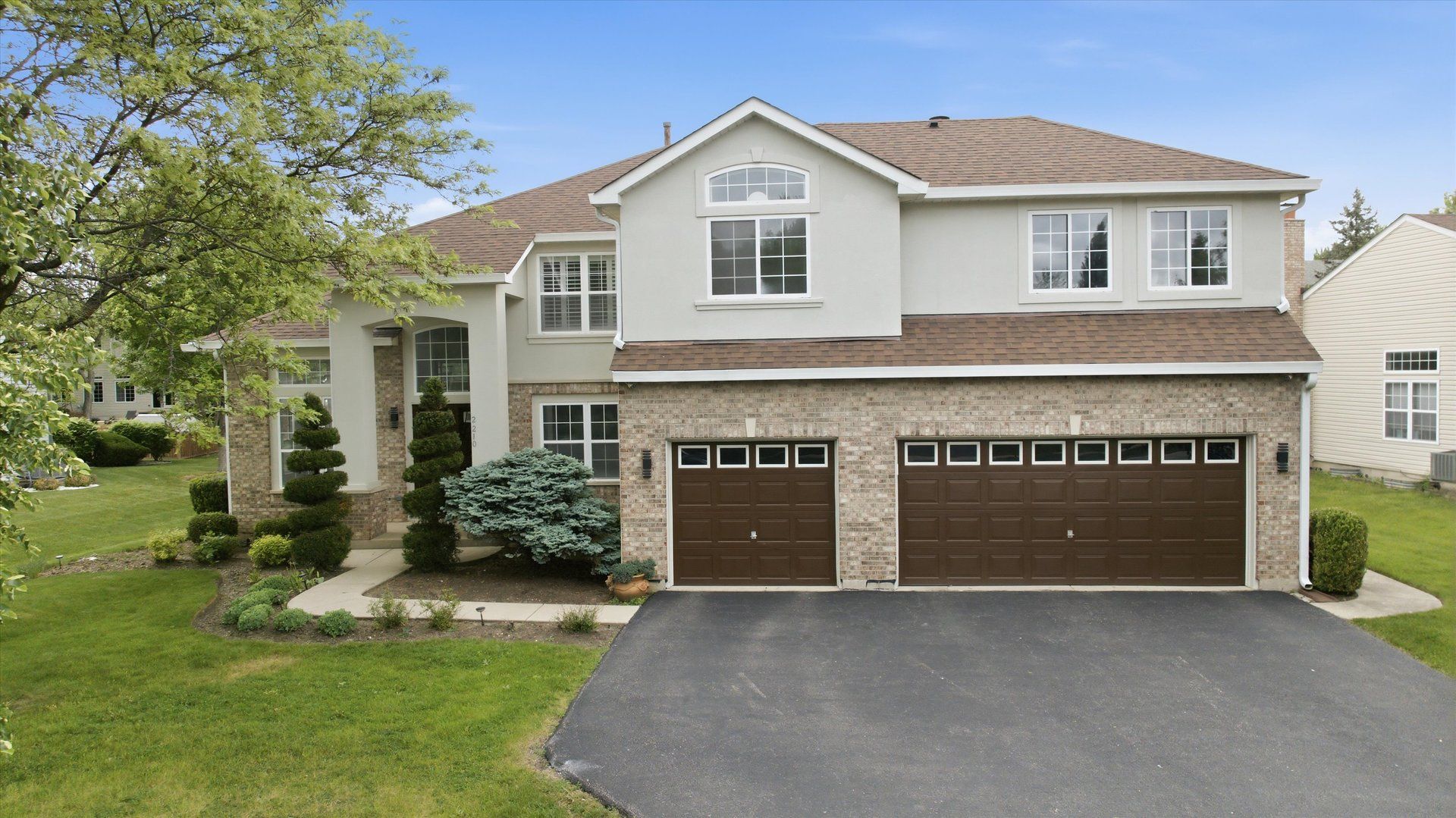 2210 Fieldcrest Drive — Mundelein, IL 60060