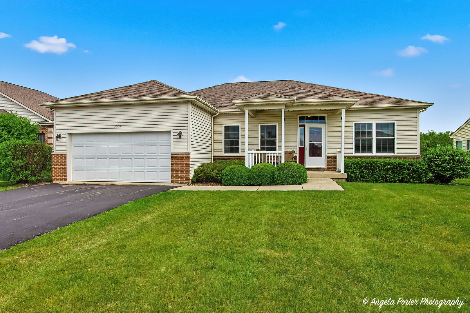 1004 Monroe Avenue — McHenry, IL 60050