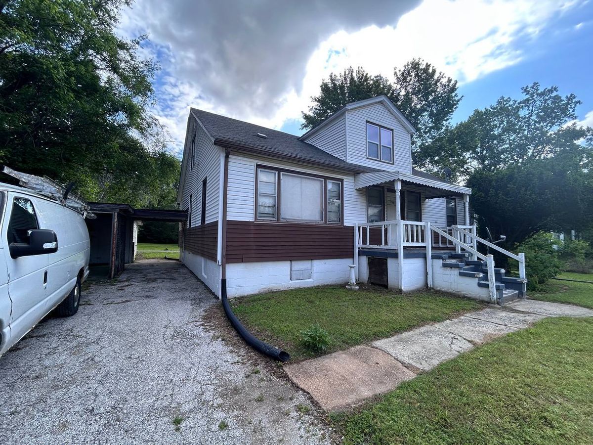 213 Kinder Street, Cahokia, IL 62206