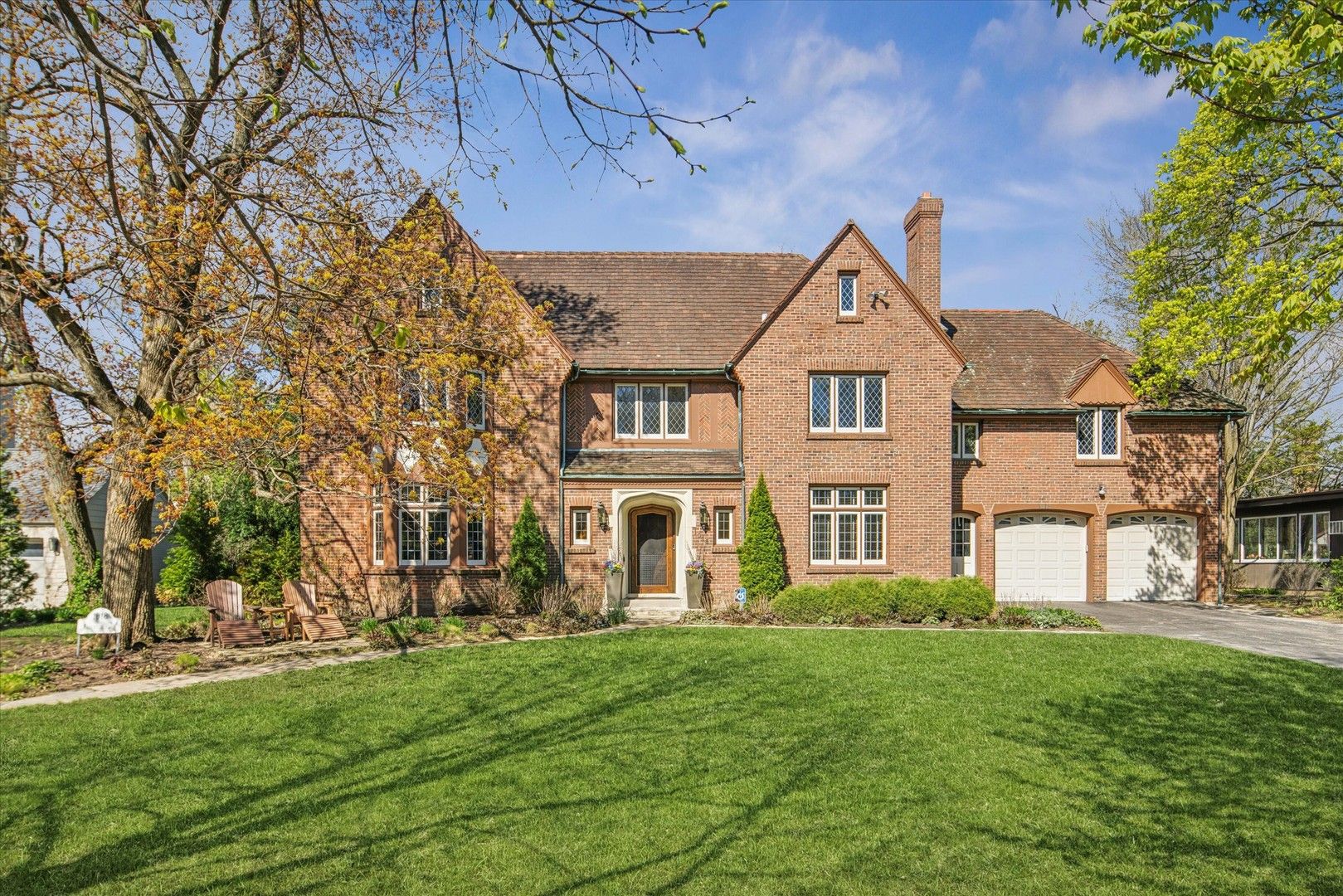 1018 EASTWOOD Road — Glencoe, IL 60022