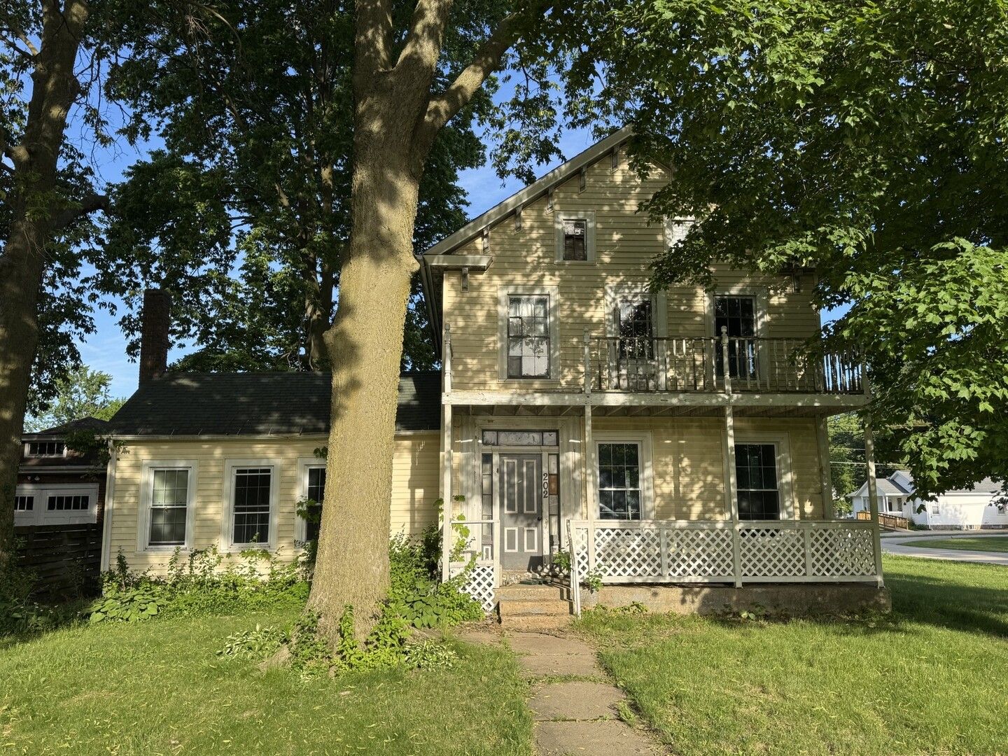 202 S State Street — Annawan, IL 61234
