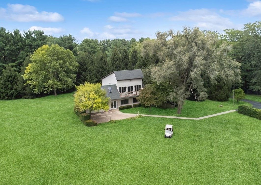 12266 North Grove Road — Sycamore, IL 60178