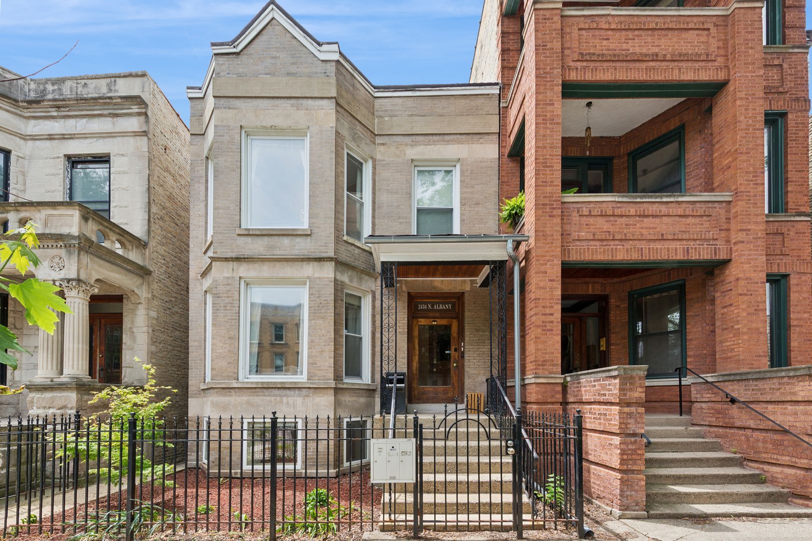 2434 N Albany Avenue — Chicago, IL 60647