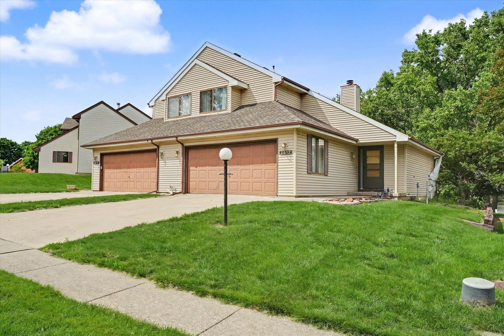 2612 Natalie Drive #2612 — Champaign, IL 61822