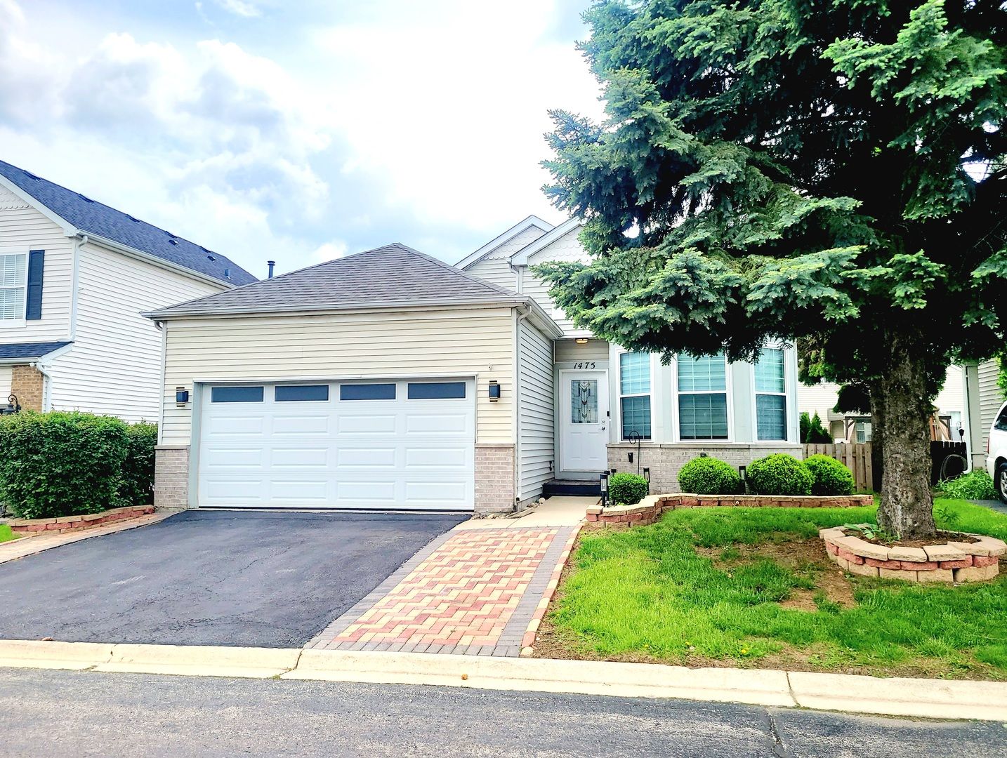 1475 Larkspur Court — Romeoville, IL 60446