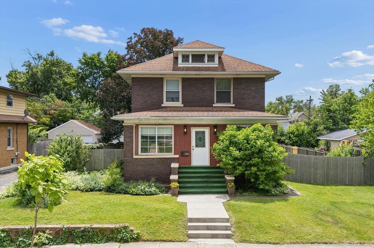 812 Campbell Street — Joliet, IL 60435