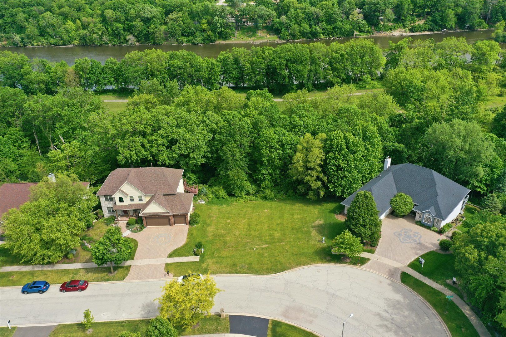207 Windham Circle — Yorkville, IL 60560