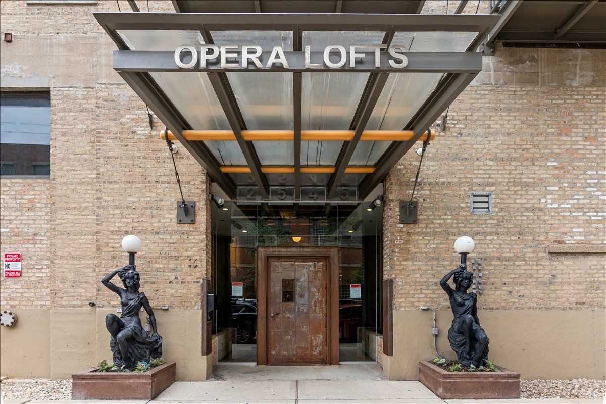 2545 S Dearborn Street #331 — Chicago, IL 60616